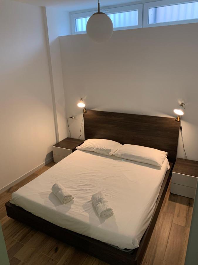 Rafqa Suites San Siro'S View Lotto City Life De Angeli Fiera With Garden Milan Luaran gambar
