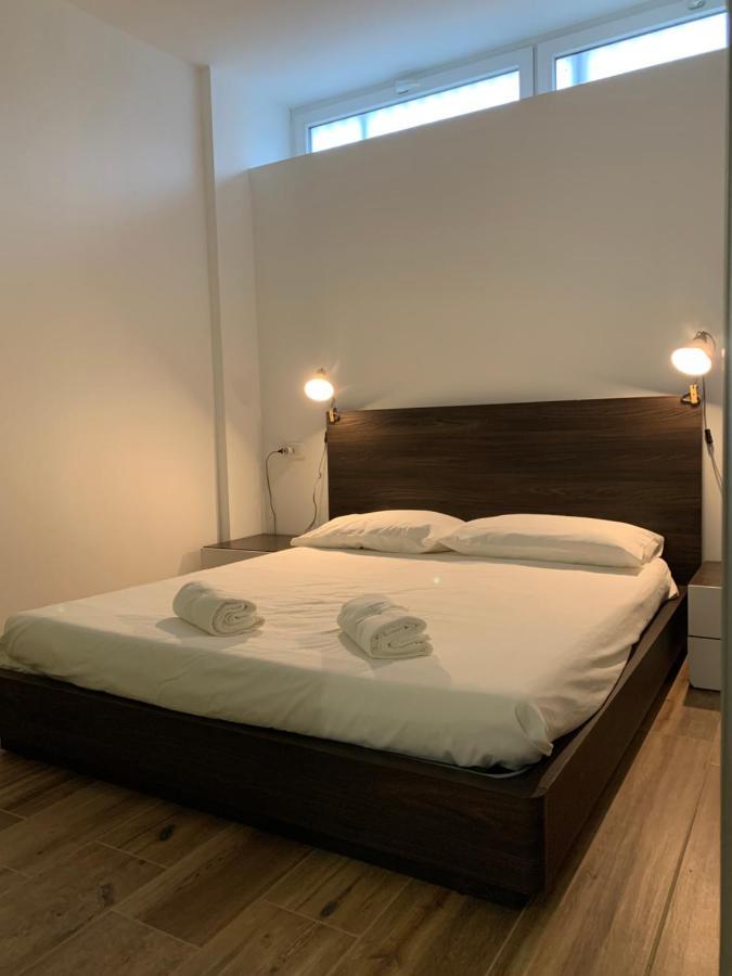 Rafqa Suites San Siro'S View Lotto City Life De Angeli Fiera With Garden Milan Luaran gambar